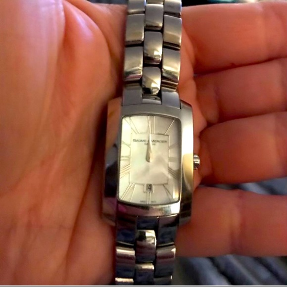 Baume et Mercier QUARTZ WATCH, MOTHER-OF-PEARL - Picture 2 of 2